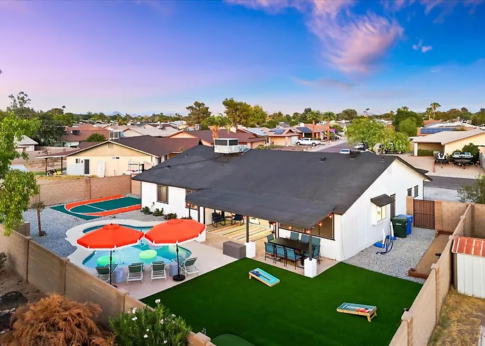 Holiday home Heated Pool~basketball Court~putt Putt~bocce Ball