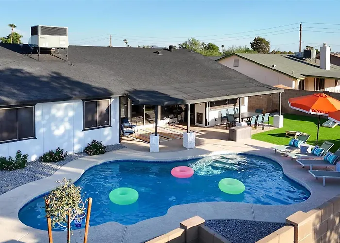 Heated Pool~basketball Court~putt Putt~bocce Ball Holiday home