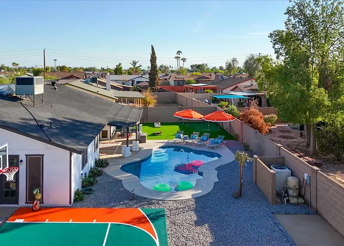 Heated Pool~basketball Court~putt Putt~bocce Ball Phoenix
