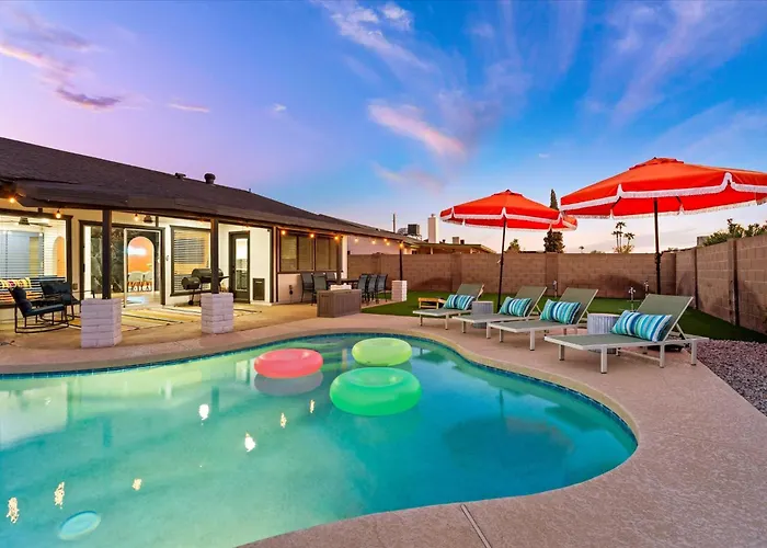 Heated Pool~basketball Court~putt Putt~bocce Ball Holiday home