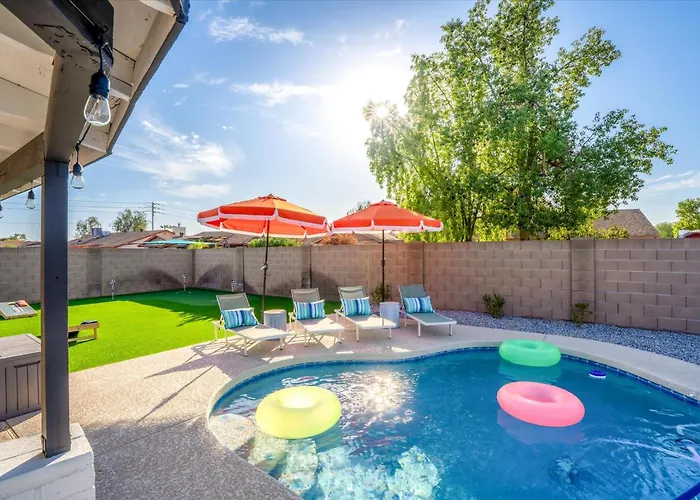 Heated Pool~basketball Court~putt Putt~bocce Ball Holiday home *